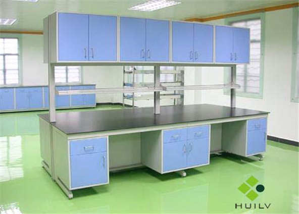 實(shí)驗(yàn)臺(tái)